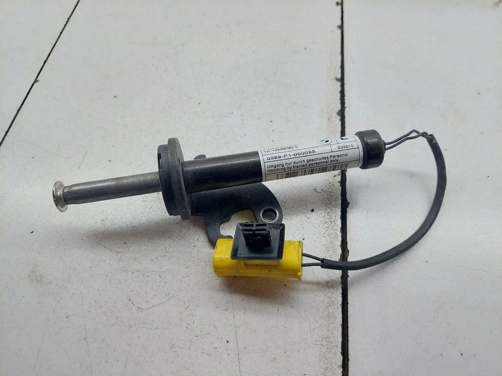 Bonnet Pedestrian Airbag Actuator – BMW X1 F48 F49 (2015-2022)
