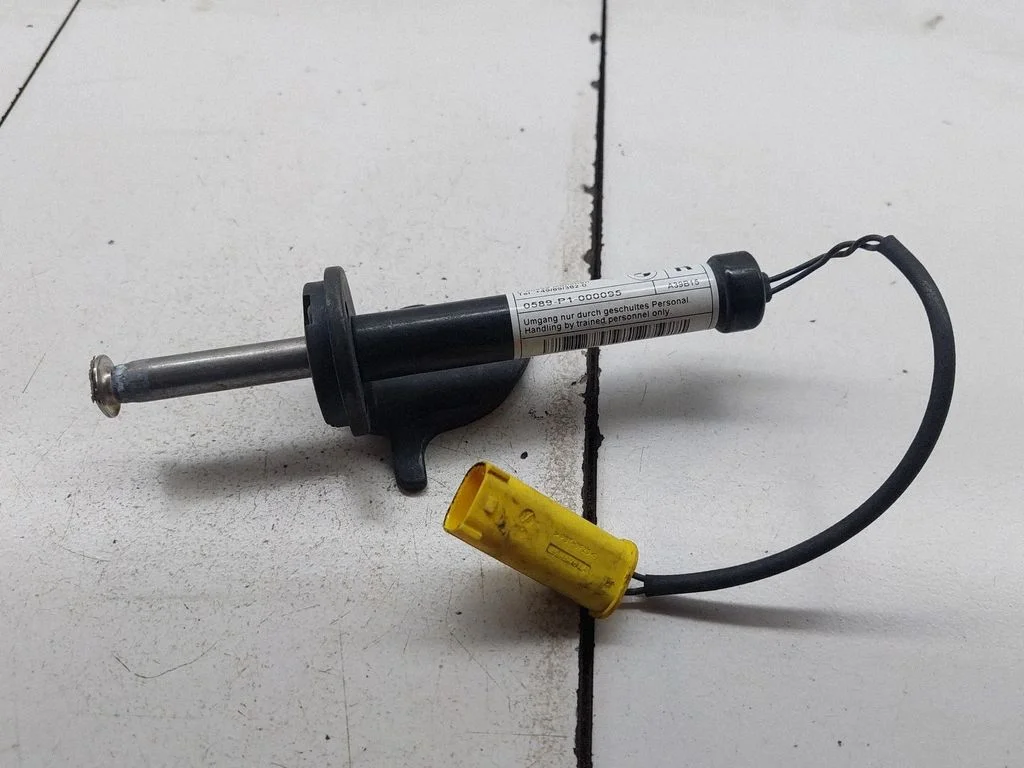 Bonnet Pedestrian Airbag Actuator – BMW X1 F48 F49 (2015-2022)