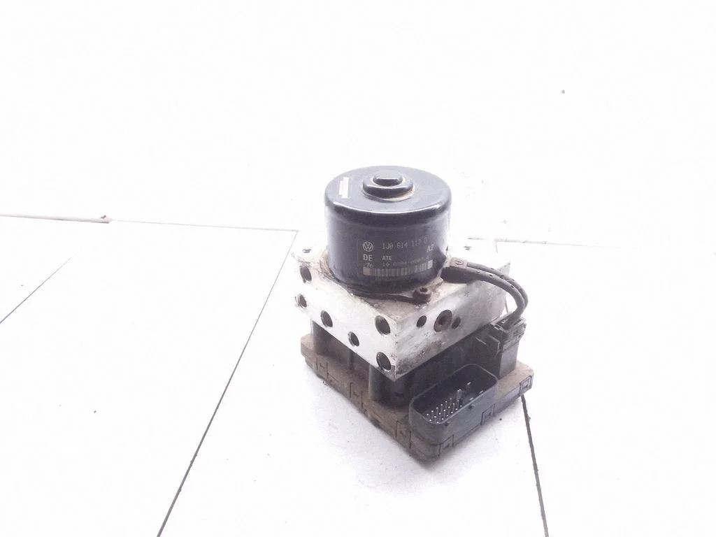 ABS-plokk – Volkswagen Bora (1998-2005)