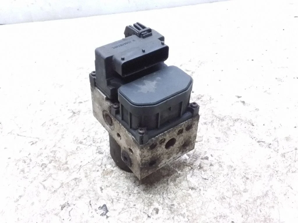 ABS-plokk – Renault Clio II (2001-2005)