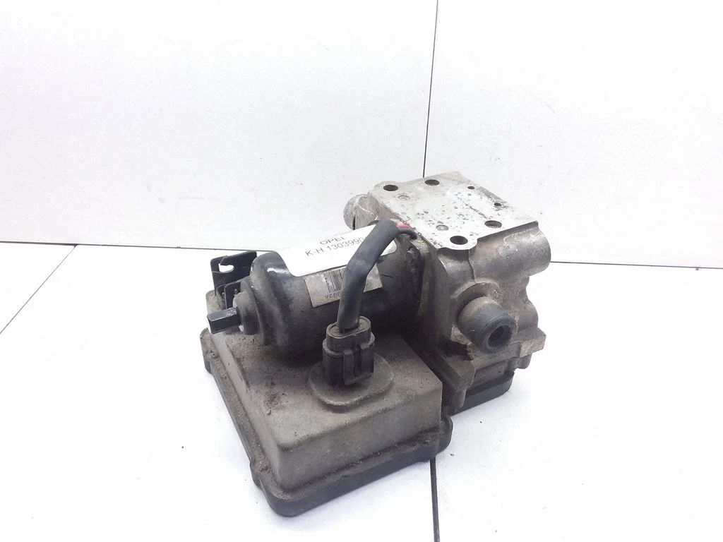 ABS block – Opel Vectra B (1996-2002)