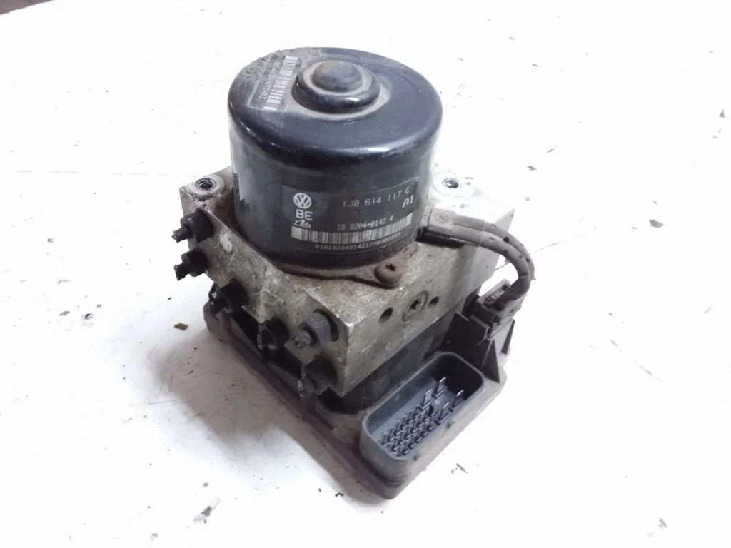 ABS block – Volkswagen Golf IV (1998-2005)