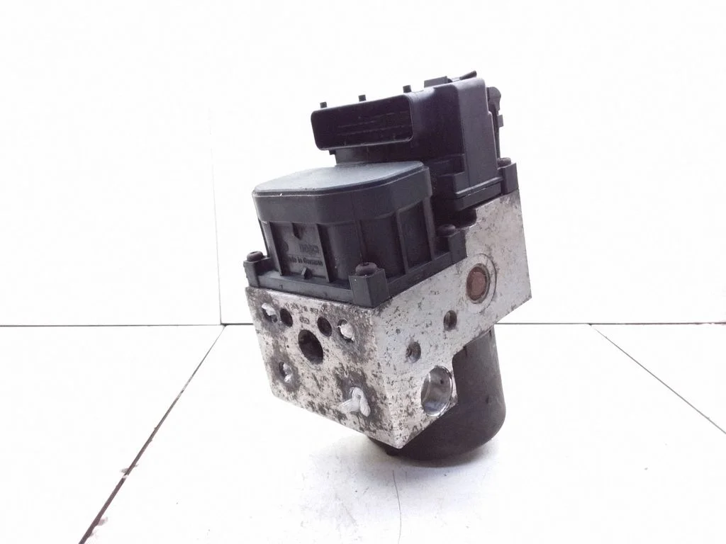 Pompa ABS – Volvo S40, V40 (1995-2004)