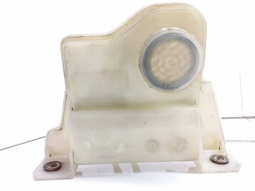 Brake fluid reservoir A965