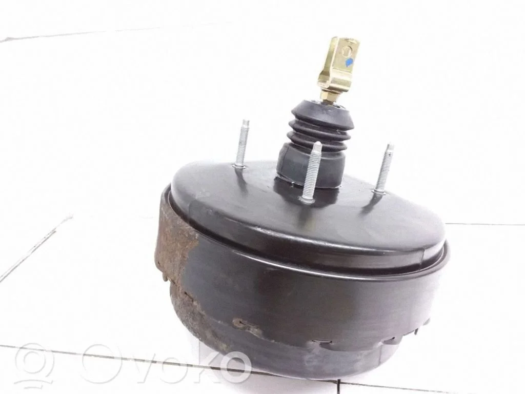 Brake booster – Toyota Avensis T250 (2003-2006)