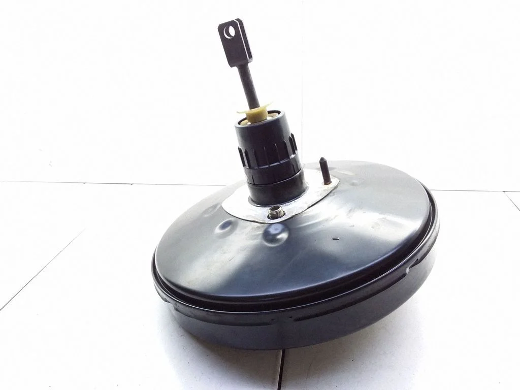 Brake booster – Renault Megane II (2002-2005)