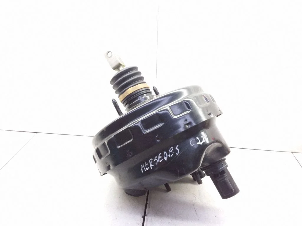 Brake booster – Mercedes-Benz C-Class W203 (2000-2007)