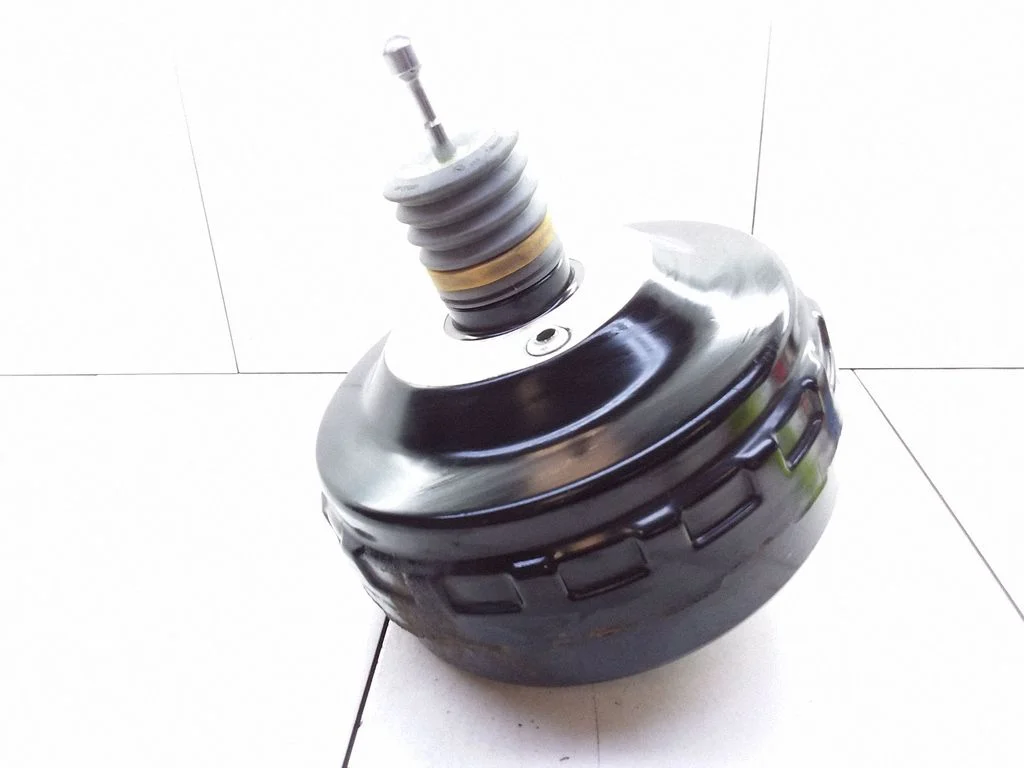 Serwo hamulcowe 13228187