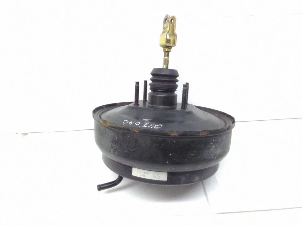 Brake booster – Subaru Outback (1997-1998)
