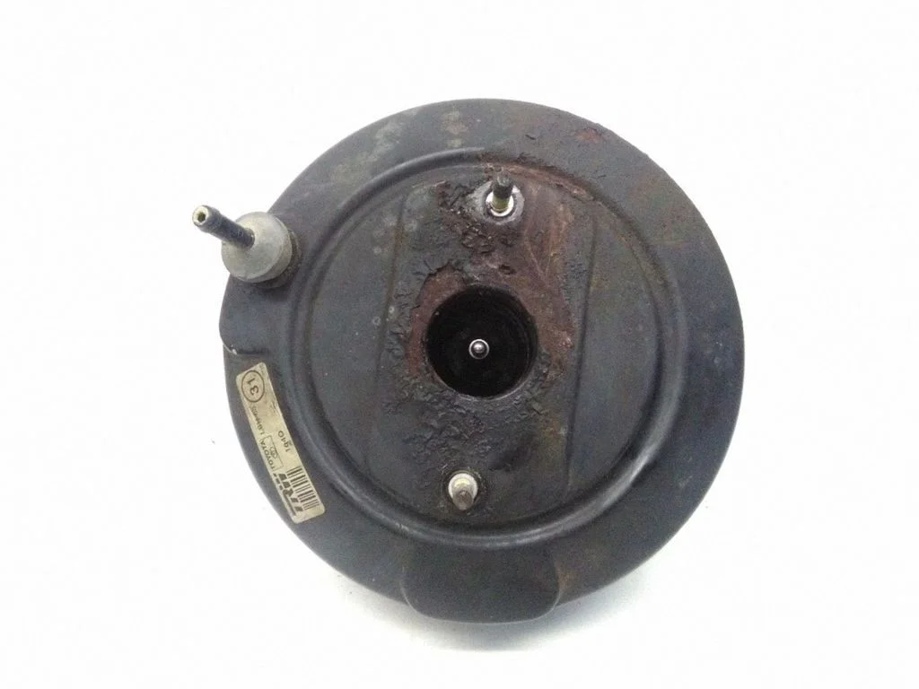 Brake booster – Toyota Matrix (E130) (2001-2008)