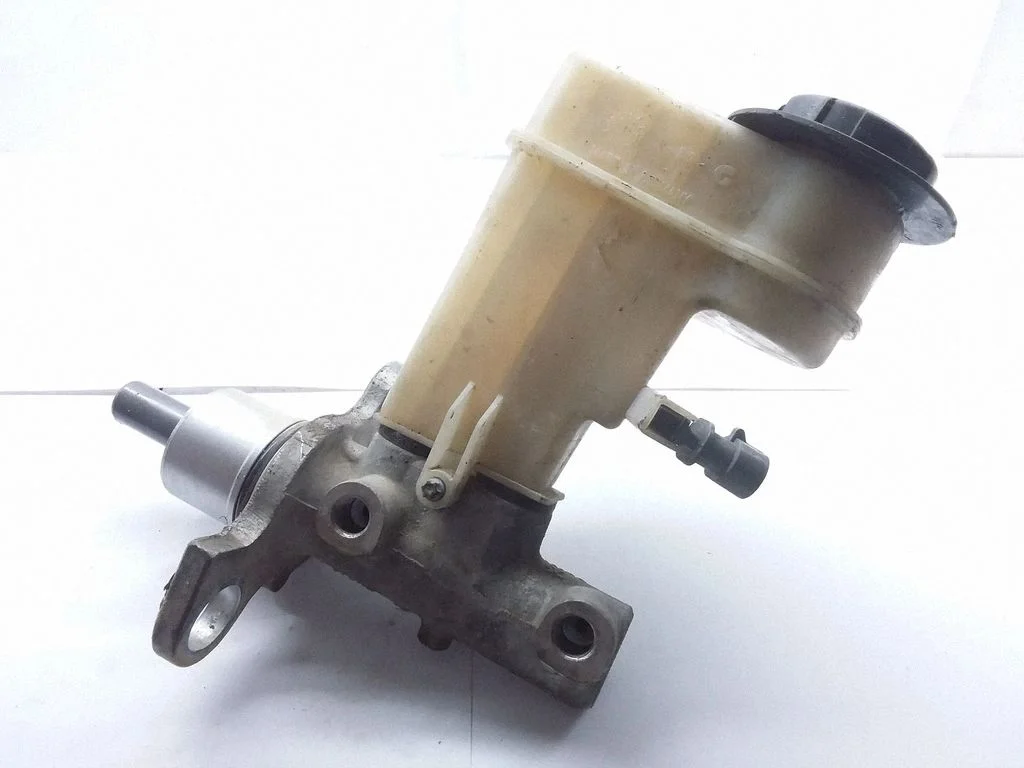 Master brake cylinder – Opel Signum (2003-2008)