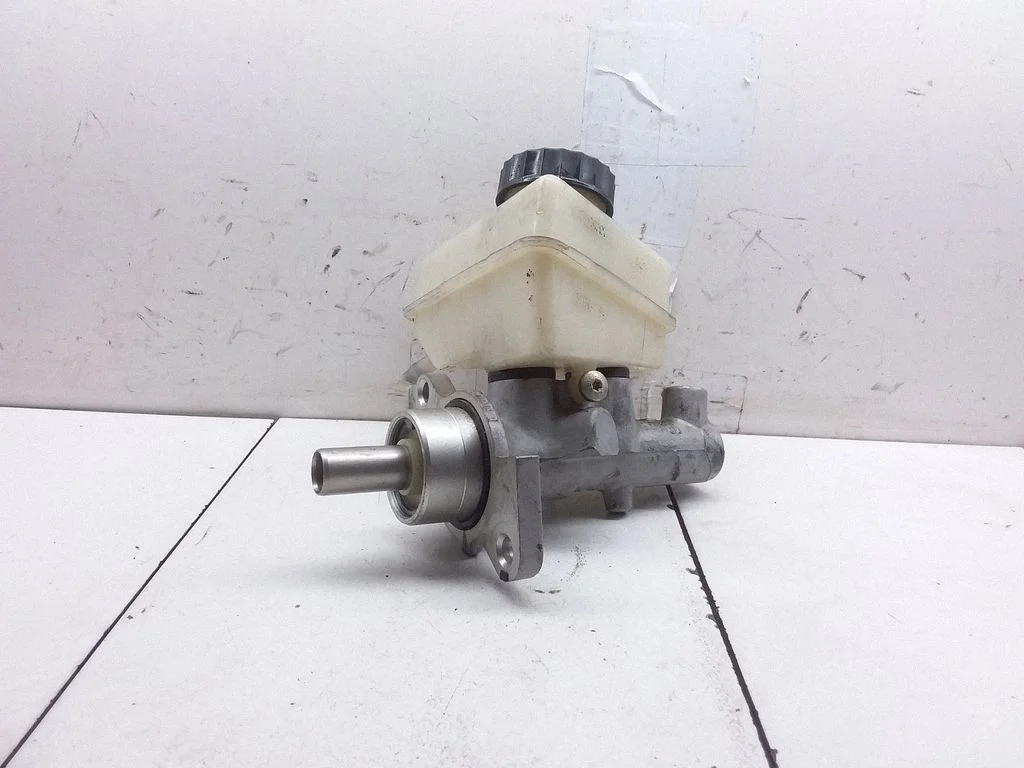 Master brake cylinder A2024300302