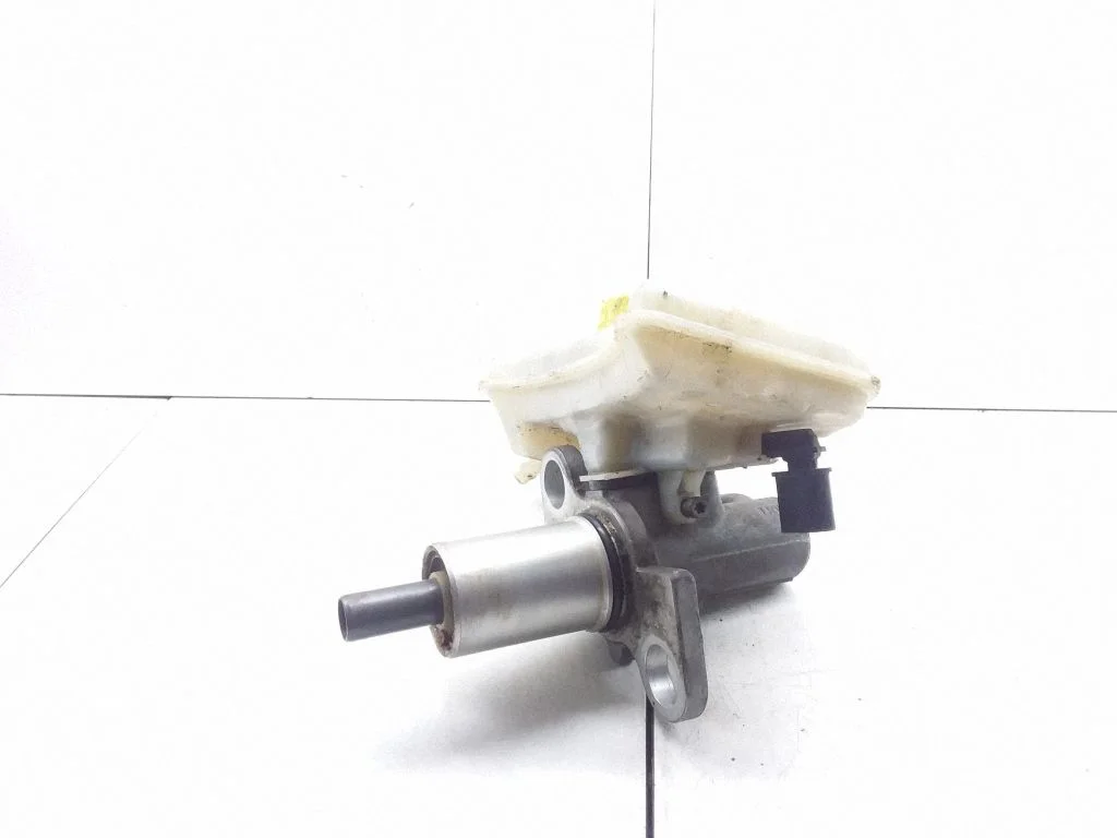 Master brake cylinder – Audi A4 S4 B6 8E 8H (2001-2005)