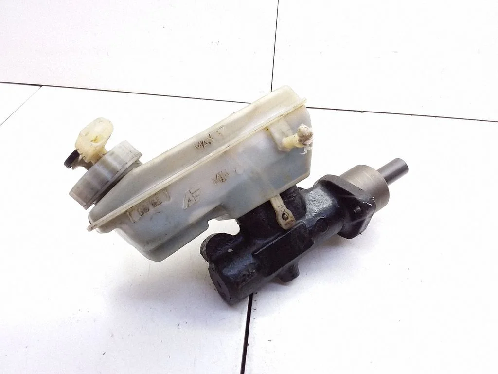Master brake cylinder – Ford Galaxy (1995-2000)