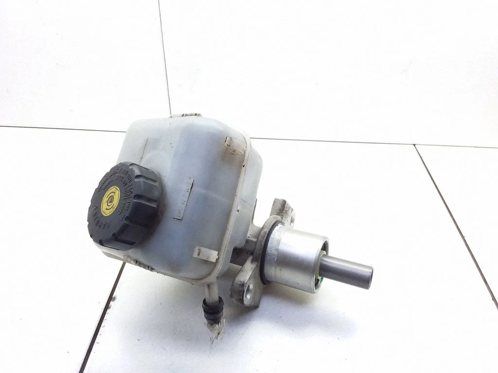 Master brake cylinder – Opel Zafira A (1999-2005)