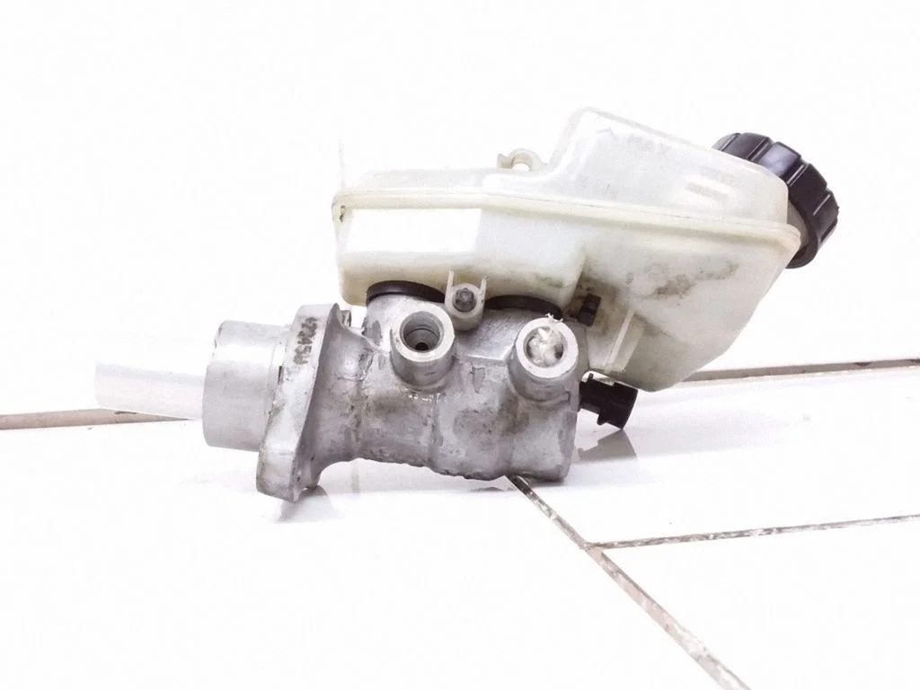 Master brake cylinder – Opel Zafira B (2005-2014)