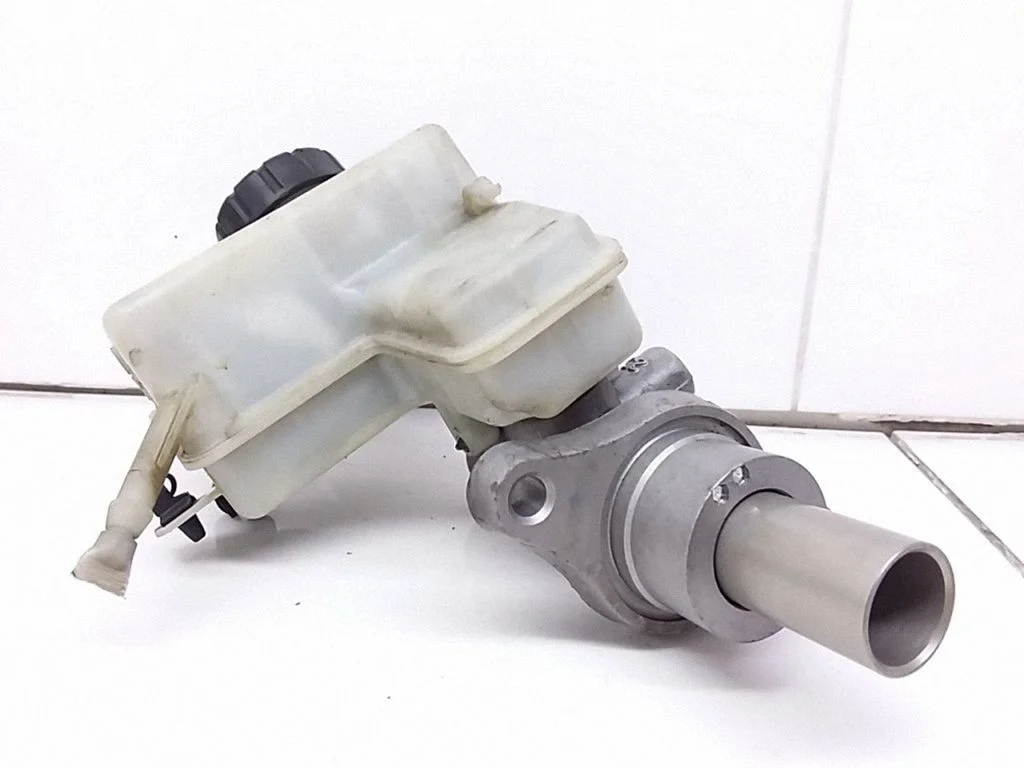 Master brake cylinder – Opel Zafira B (2005-2014)