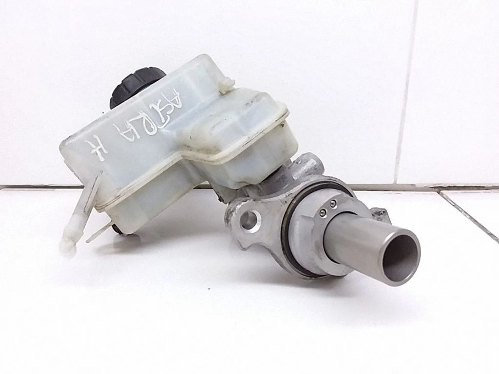 Master brake cylinder – Opel Astra H (2004-2012)