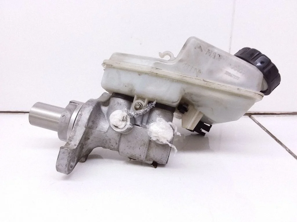 Master brake cylinder – Opel Astra H (2004-2012)