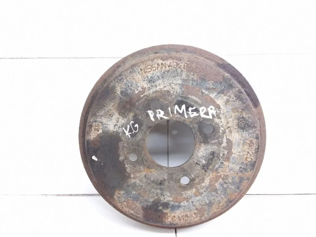 Piduritrummel (tagumine) – Nissan Primera (1997-1999)
