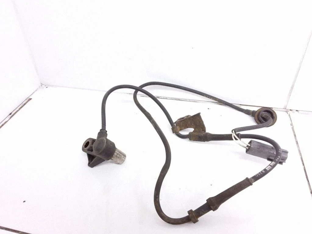 Esimene piduri ABS-andur B25D4373X