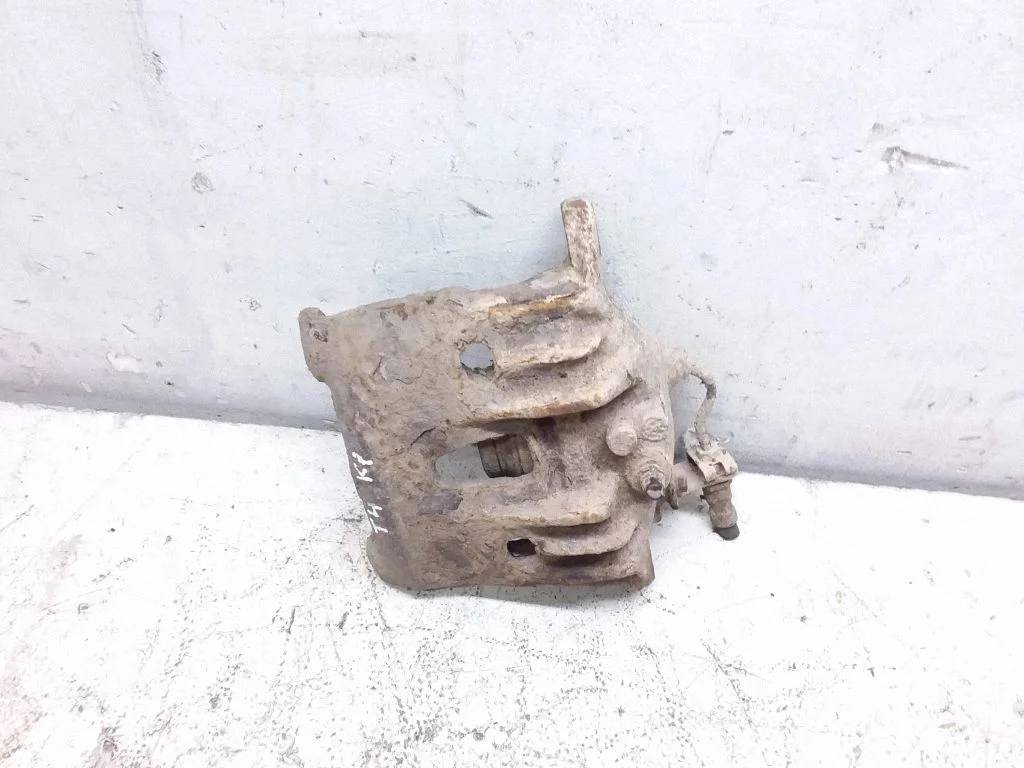 Front brake caliper – Volkswagen Transporter - Caravelle T4 (1991-2003)