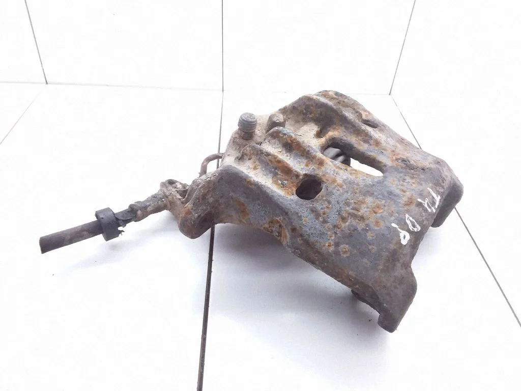 Front brake caliper – Volkswagen Transporter - Caravelle T4 (1991-2003)