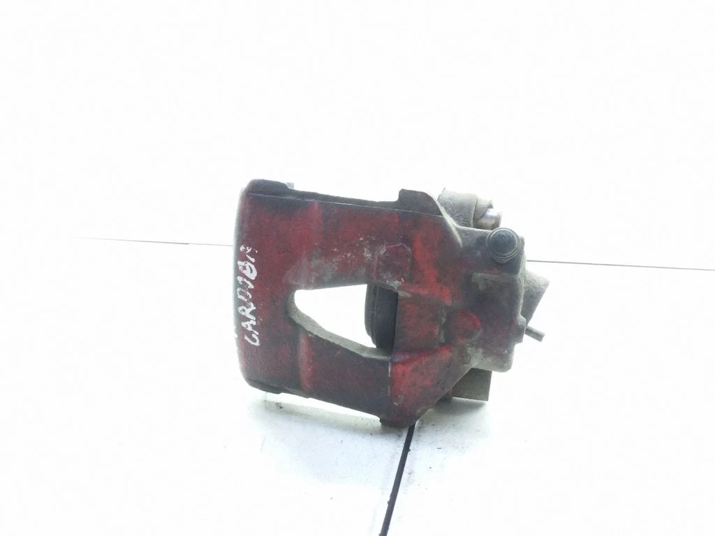Front brake caliper – front right