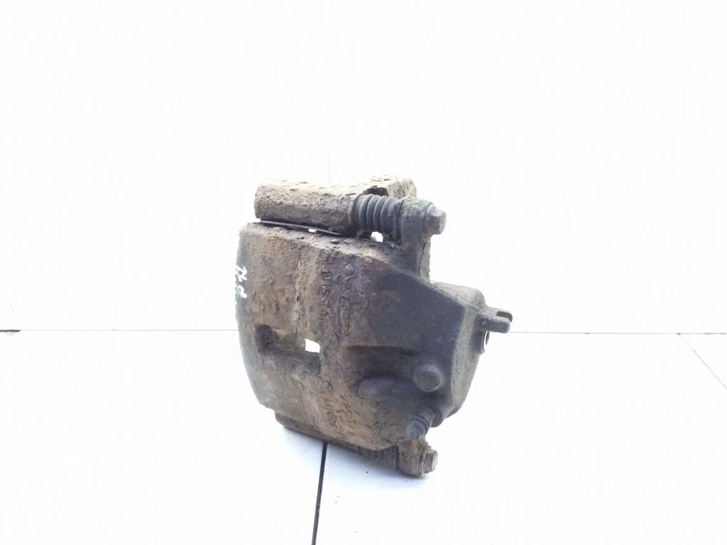 Front brake caliper – front left