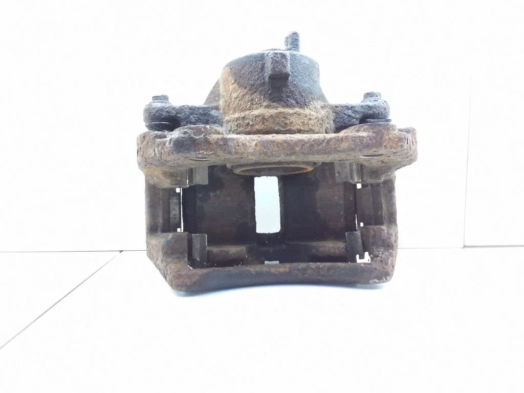Front brake caliper 25951