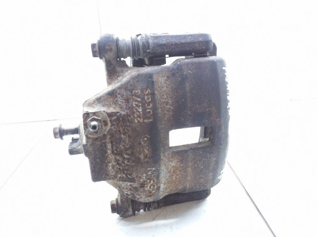 Front brake caliper – left