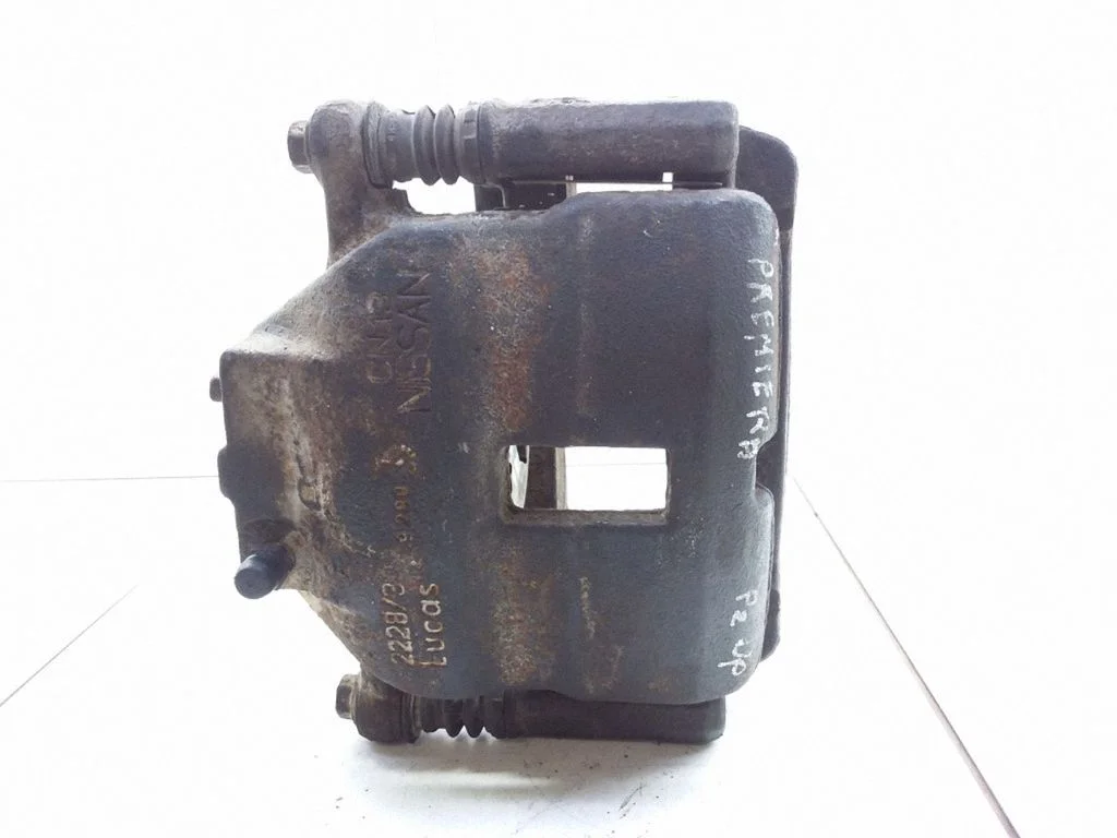 Front brake caliper – right