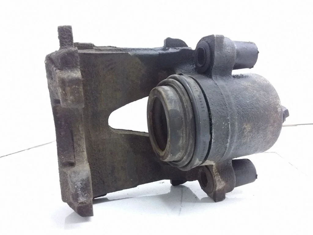 Front brake caliper – Volkswagen Caddy (2004-2010)
