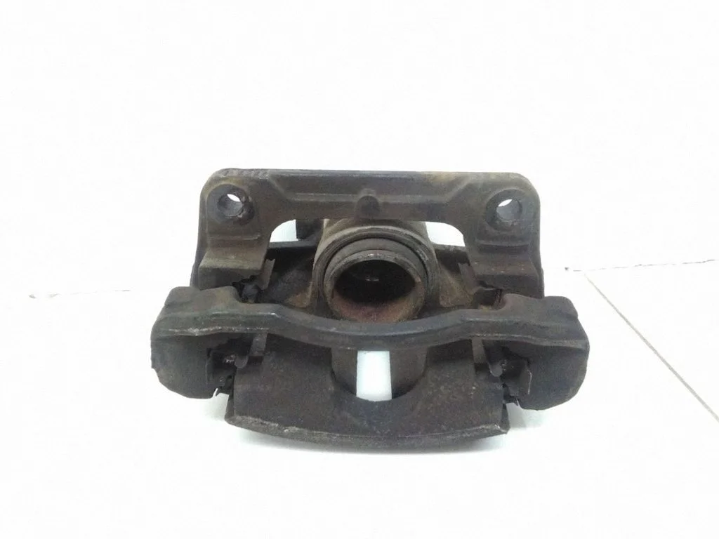 Front brake caliper – right
