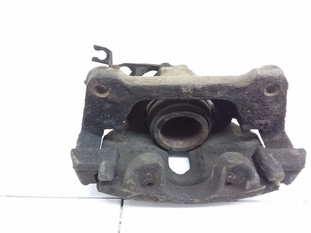 Front brake caliper – right