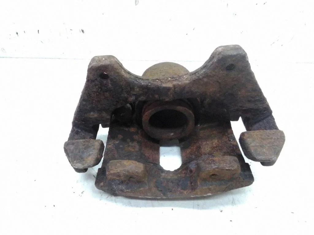 Zacisk hamulcowy przedni – Fiat Doblo (2000-2009)