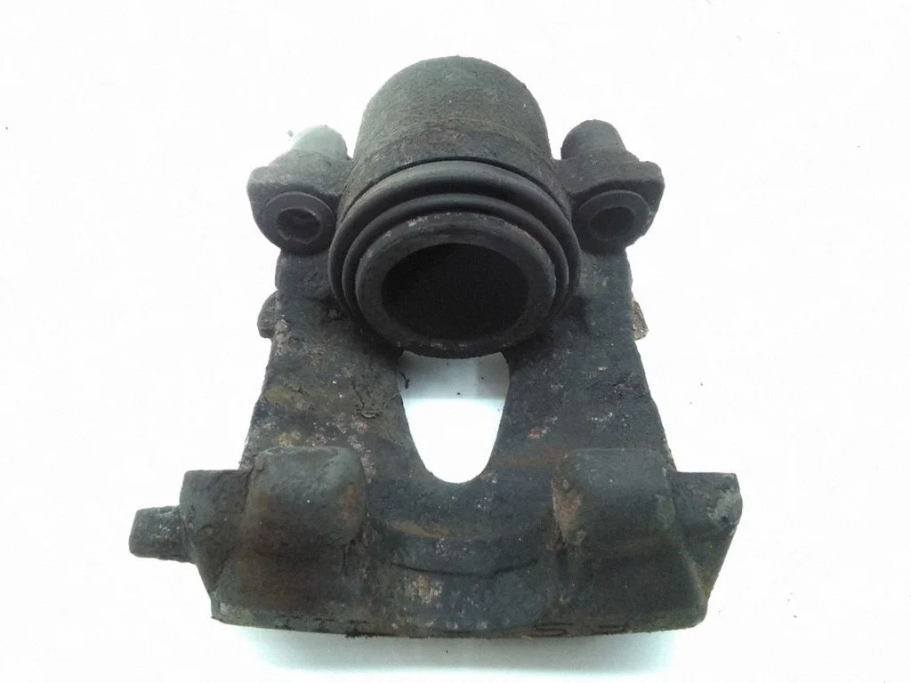 Front brake caliper – right