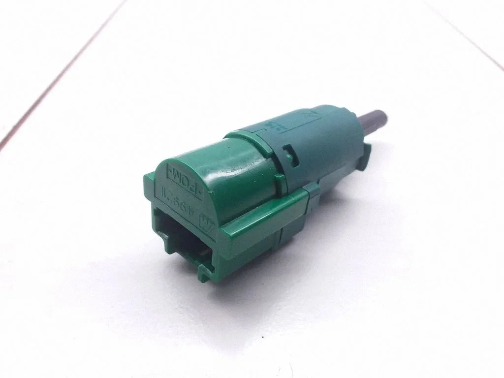 Brake pedal sensor switch – Citroen C4 Grand Picasso (2013-2018)