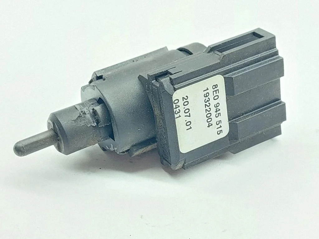 Piduripedaali andur 8E0945515