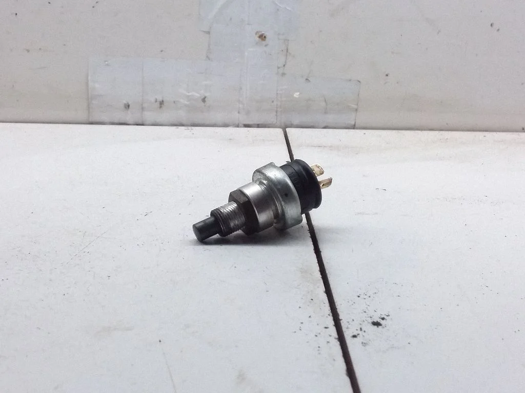 Piduripedaali andur – Mercedes-Benz Sprinter W901 W902 W903 W904 (1995-2007)