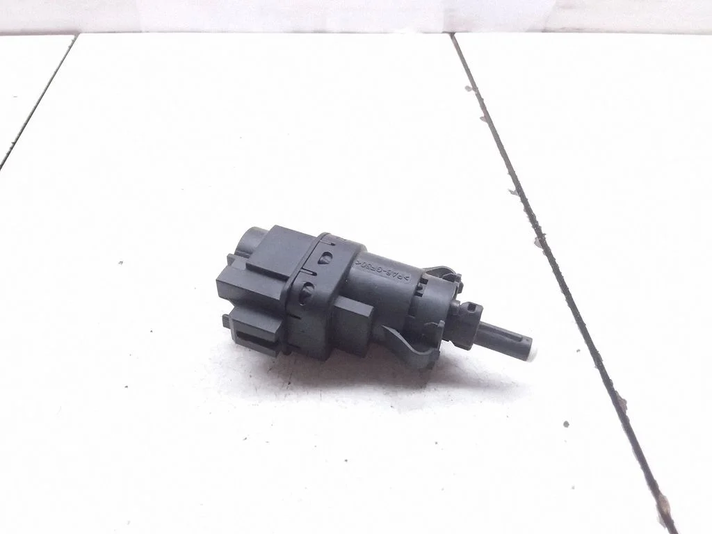 Brake pedal sensor switch 3M5T13480AB