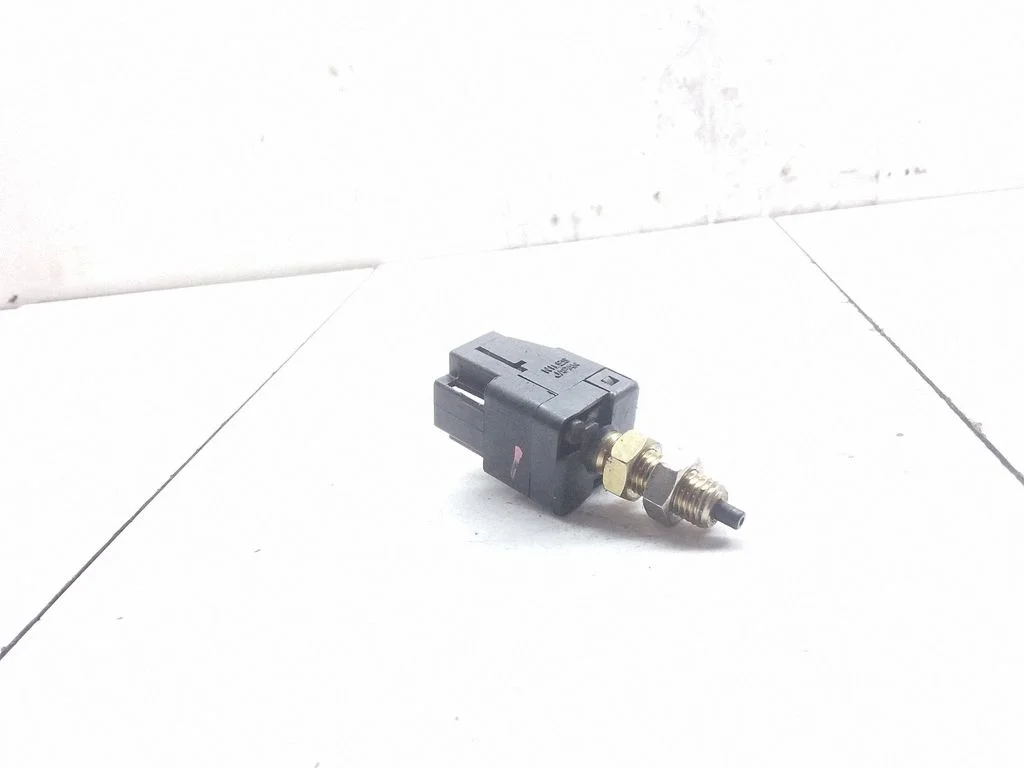 Piduripedaali andur – Subaru Legacy (2004-2006)