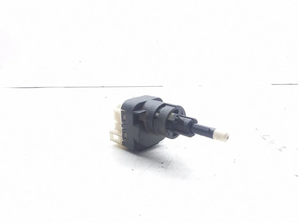 Brake pedal sensor switch – Audi Q7 4L (2005-2015)