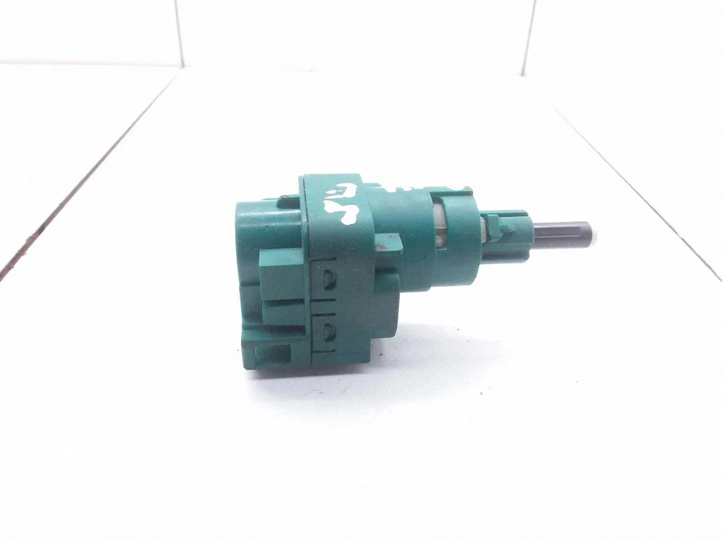 Bremžu pedāļa sensors – Volkswagen Golf IV (1998-2005)