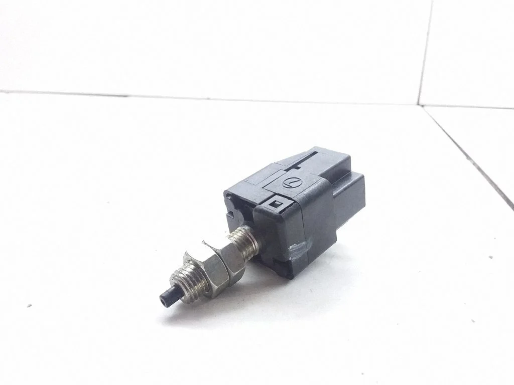 Brake pedal sensor switch