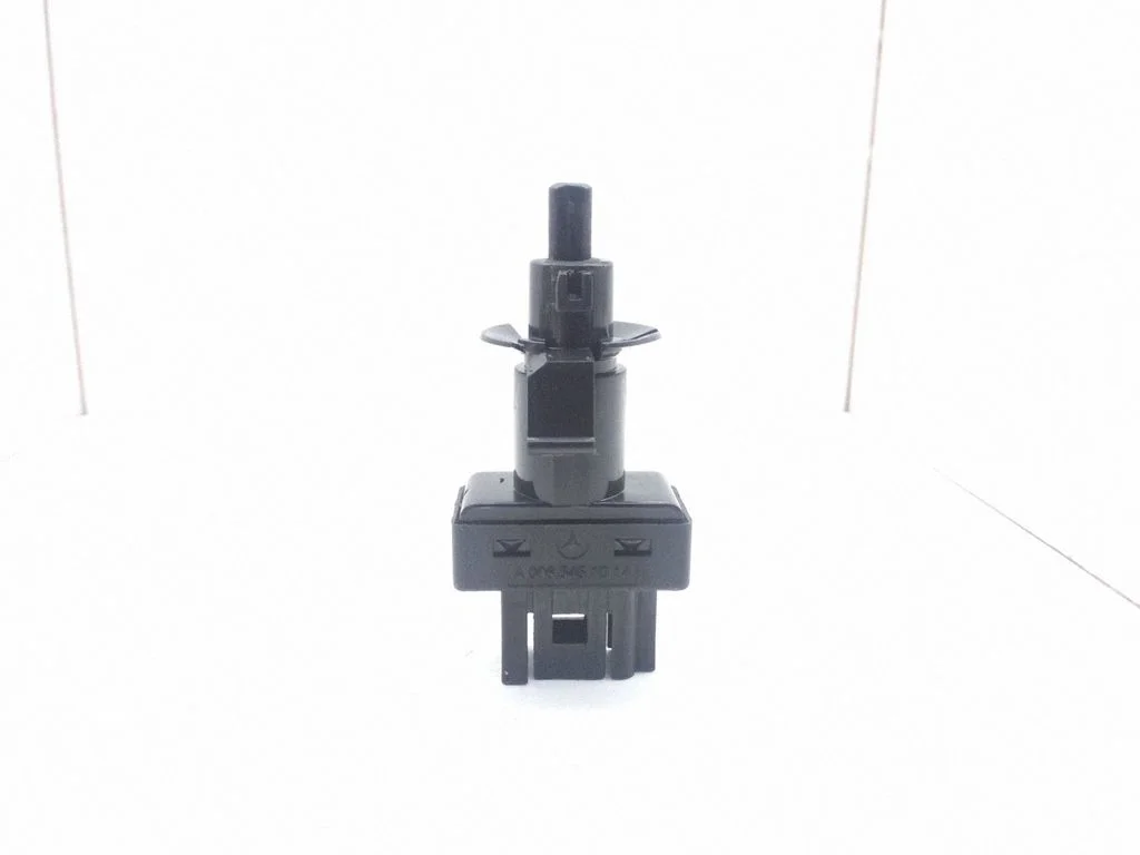 Brake pedal sensor switch – Mercedes-Benz C-Class AMG W204 (2007-2014)