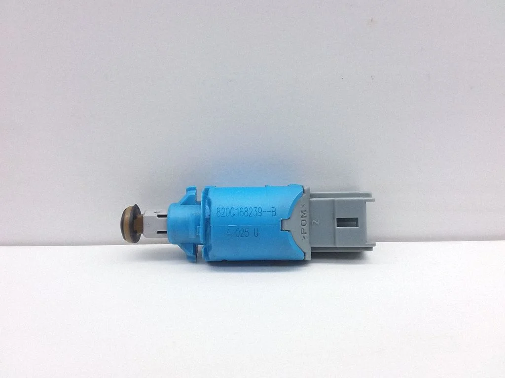 Brake pedal sensor switch – Renault Megane II (2006-2008)