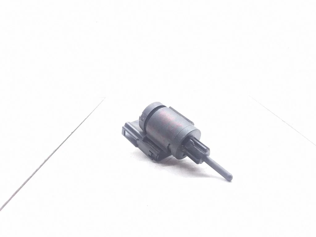 Bremžu pedāļa sensors – Volkswagen Touareg I (2002-2010)