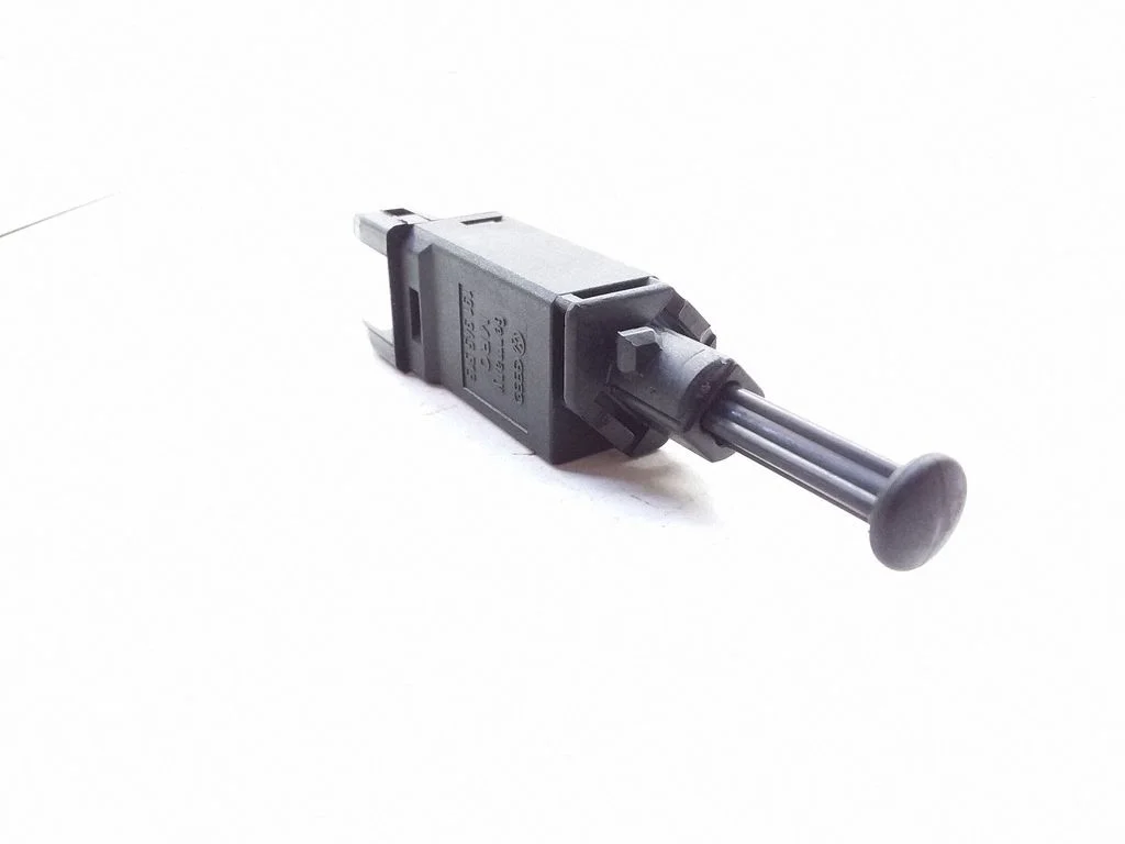 Brake pedal sensor switch 191945515