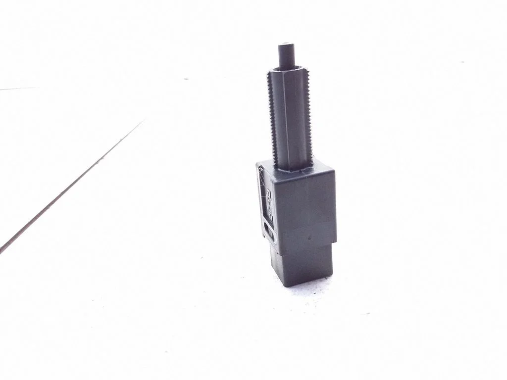 Brake pedal sensor switch – Nissan Primera (2002-2007)